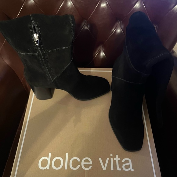 Dolce Vita Suede Black Knee Boots - Picture 1 of 2